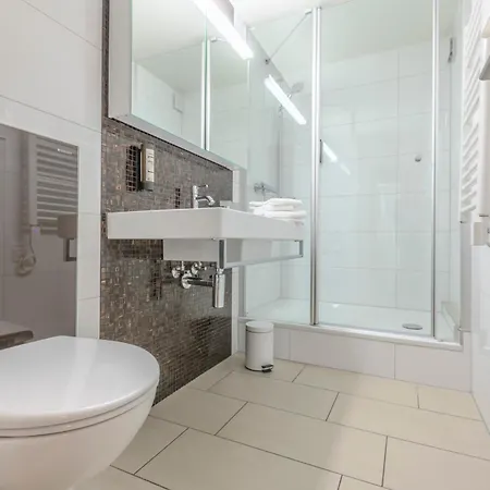 Zur Sonne - - Restaurant - Boutique