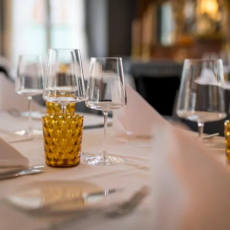 Hotel Zur Sonne - - Restaurant - Boutique 3*