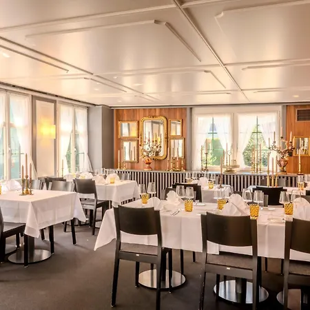 Zur Sonne - - Restaurant - Boutique