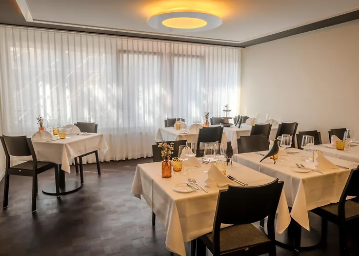 Hotel Zur Sonne - - Restaurant - Boutique