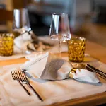 Zur Sonne - - Restaurant - Boutique Hotel