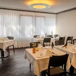 Hotel Zur Sonne - - Restaurant - Boutique