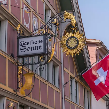 Zur Sonne - - Restaurant - Boutique